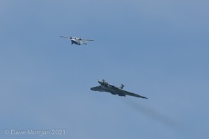 Avro Vulcan XH558 over the garden! 8th May 2011